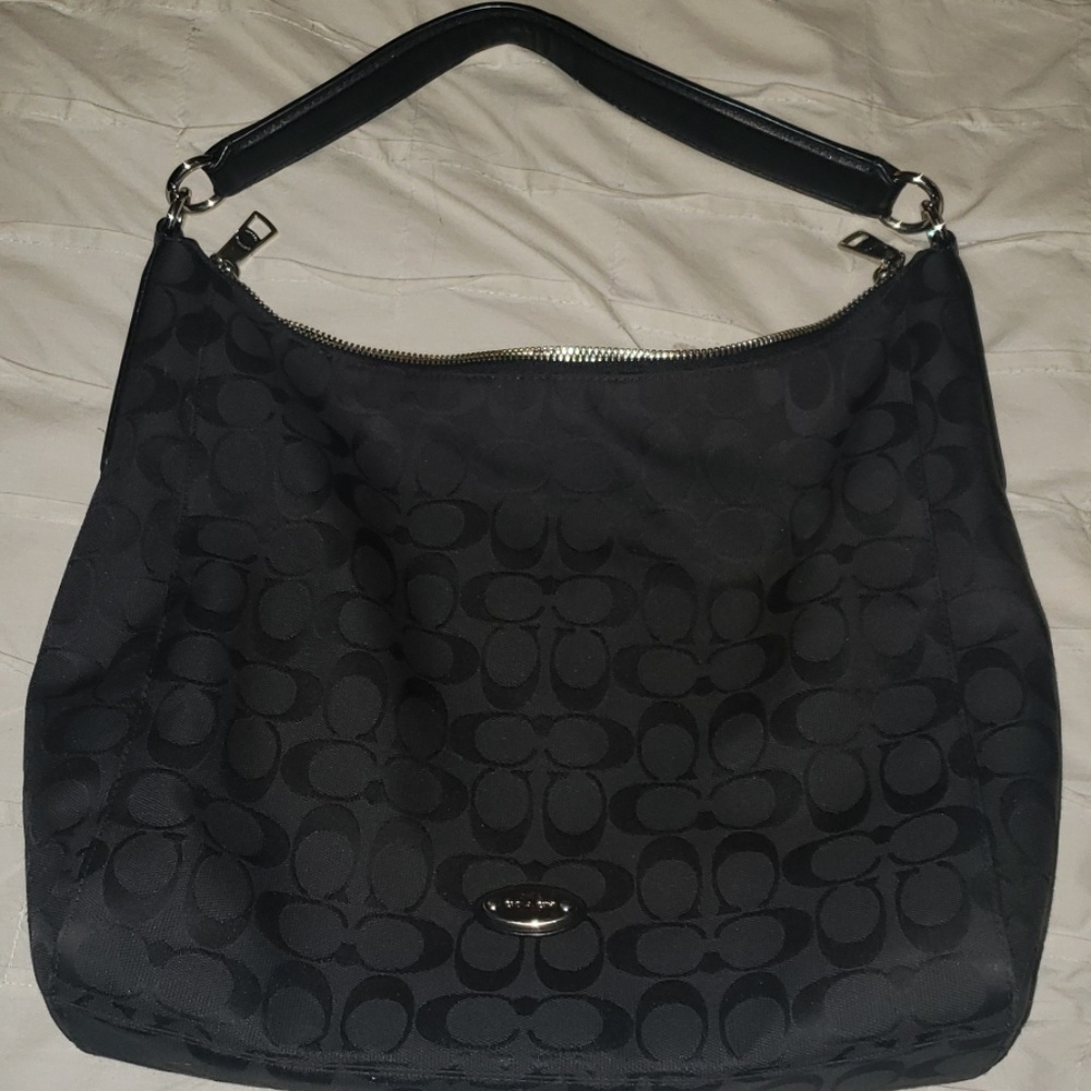 Black hobo purse